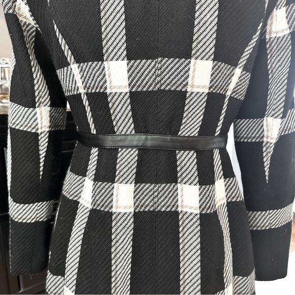 White House Black Market Plaid Moto Coat – Size XS - Picture 7 of 16